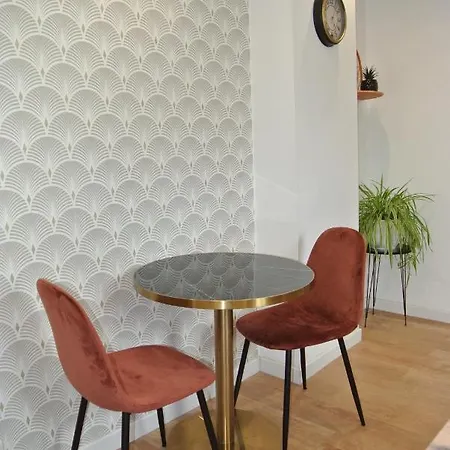 Le Sakura Paris La Defence Versailles Wifi Commodites Apartmán